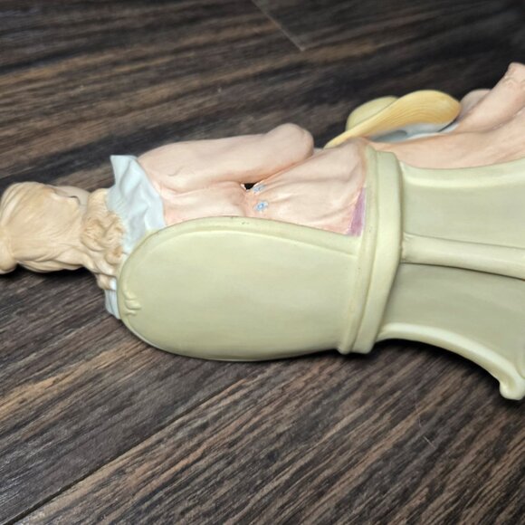 Vintage HOMCO Porcelain Victorian Lady Figurine, "Courtney's Dream" #1439 - Picture 2 of 9